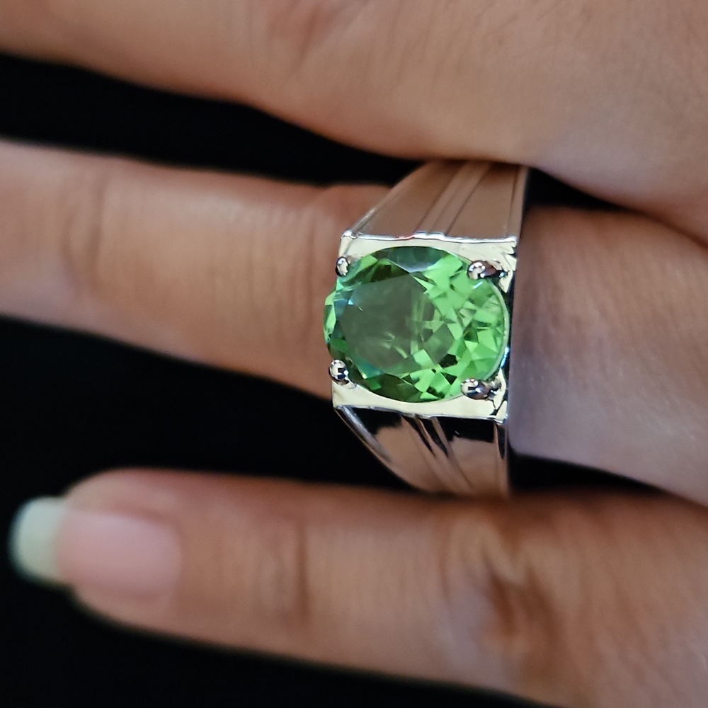 Ever True Chartreuse Quartz 5.25 ctw Mens Ring